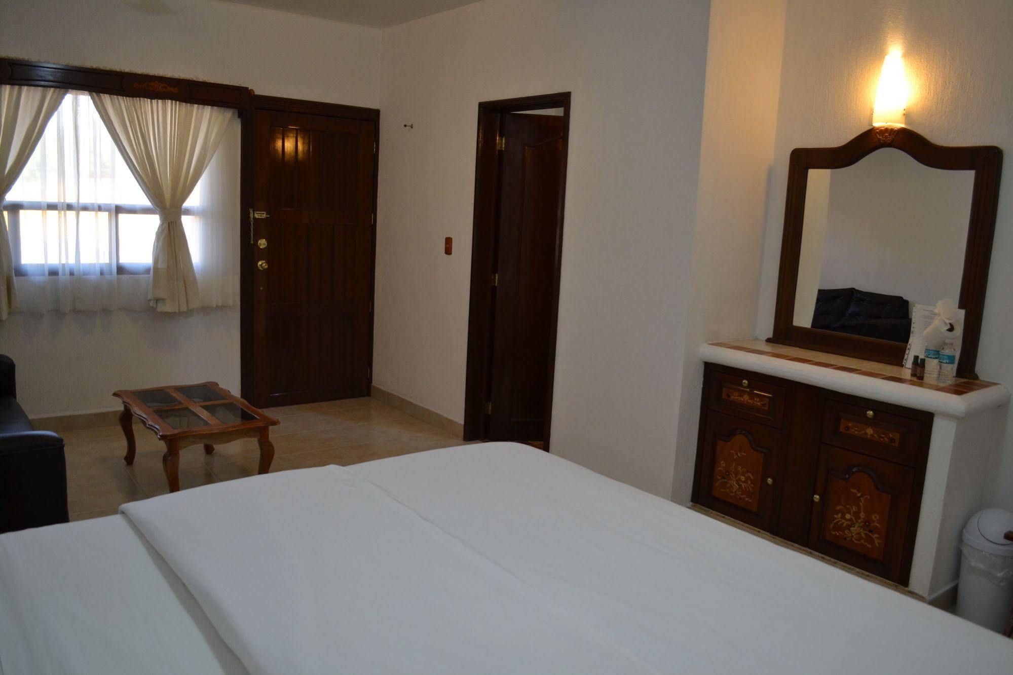 Hotel Teotihuacan San Juan Teotihuacan Bagian luar foto